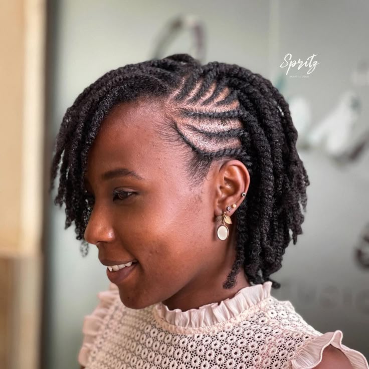 Natural hair twist